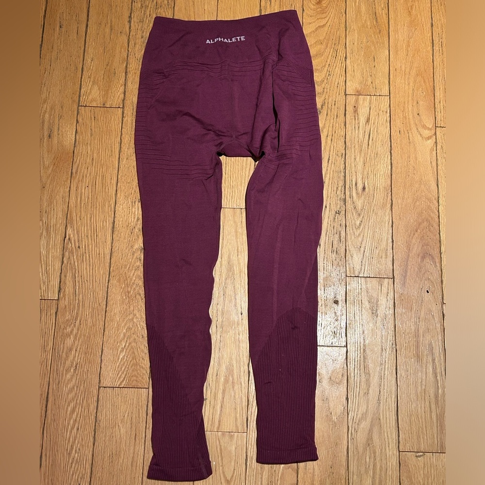 alphalete leggings size medium